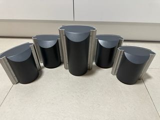 Altavoces JBL Negro y Plateado