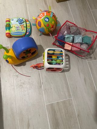 Lote Juguetes Bebé: Libro, Caracol, Bloques