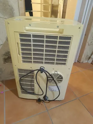 Aire Acondicionado Portátil Beige