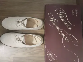 Zapatos comunión niño beige/blanco