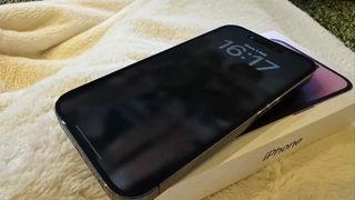 iPhone 14 Pro 128GB morado