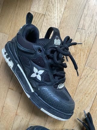 Scarpe Footkorner nere