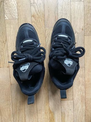 Scarpe Footkorner nere