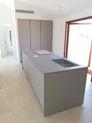 Montador de Puertas ,Cocinas , muebles, reformas..