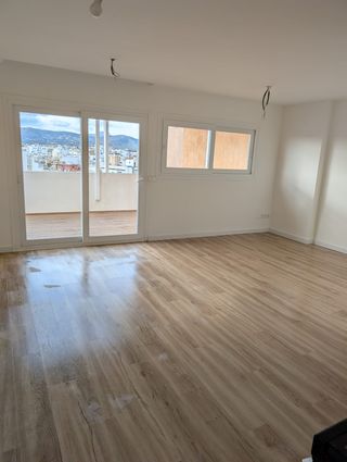 Montador de Puertas ,Cocinas , muebles, reformas..