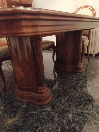 Mesa comedor extensible de madera maciza