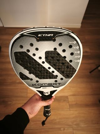 Pala de pádel Kombat ETNA Manu Martin 2026