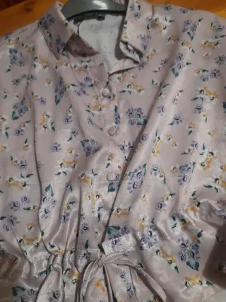 Camicetta fantasia floreale rosa Tg. S