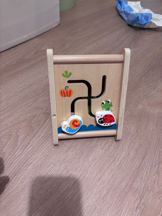 Triángulo de actividades para bebés +12meses