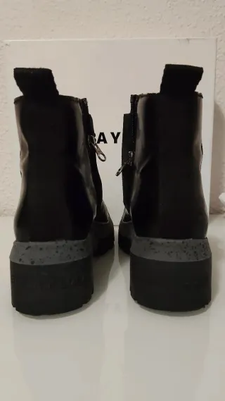 Botas Bimba y Lola Negras