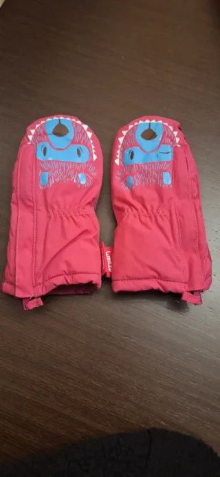 Manoplas de niña para nieve