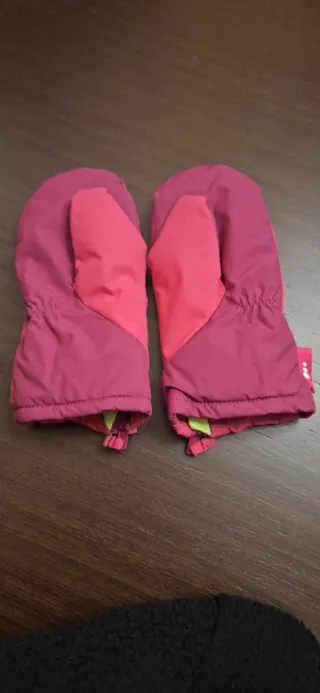 Manoplas de niña para nieve