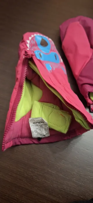 Manoplas de niña para nieve