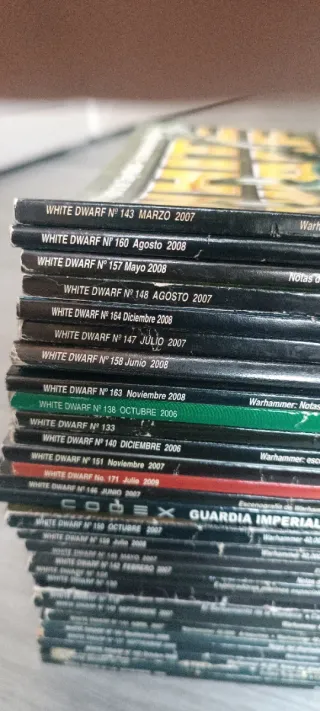 28 Revistas White dwarf