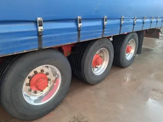 Leciñena Tauliner Semirremolque