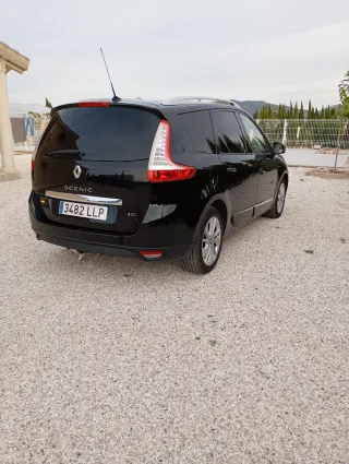 Renault Grand Scenic 2014