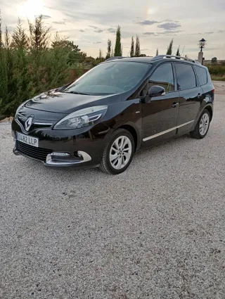 Renault Grand Scenic 2014