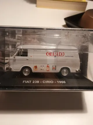 Modellino Fiat 238 Cirio 1:43