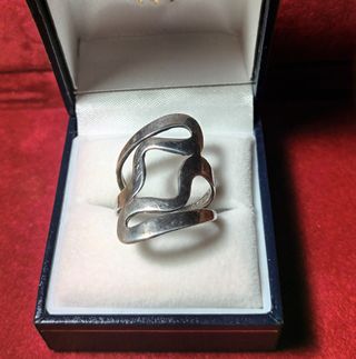 Anillo de Plata Diseño Moderno