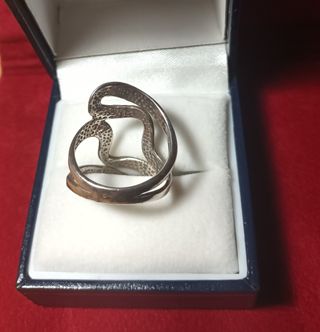 Anillo de Plata Diseño Moderno