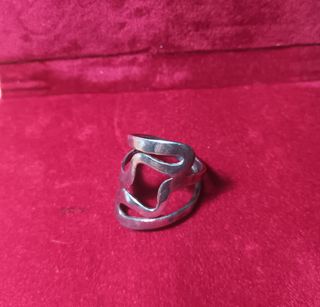 Anillo de Plata Diseño Moderno