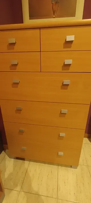 Cómoda 8 cajones haya
