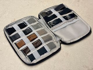 Apple Watch Ultra 2 Negro + 8 Correas!