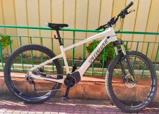 Specialized Turbo Tero 3.0 (2024) - ¡Solo 866km!