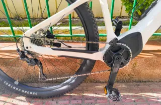 Specialized Turbo Tero 3.0 (2024) - ¡Solo 866km!