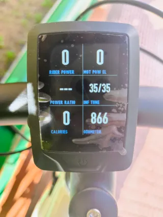 Specialized Turbo Tero 3.0 (2024) - ¡Solo 866km!