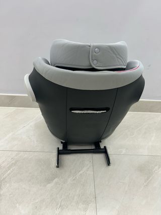 Seggiolino auto Cybex grigio