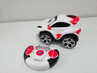 Coche teledirigido Chicco 2-6 años