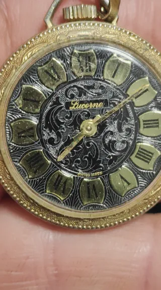 Orologio vintage Lucerne anni '60