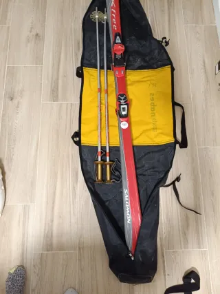 Esquís Salomon X-Free con bastones