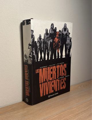 Los Muertos Vivientes - Libro 3 (Integral)