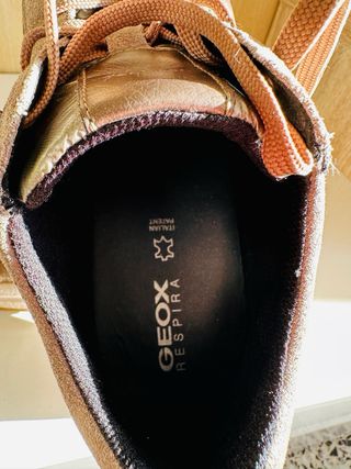 Zapatillas Geox Mujer Bronce Tachuelas
