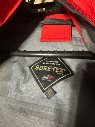 Chaqueta Trango Gore-Tex Pro Shell Roja