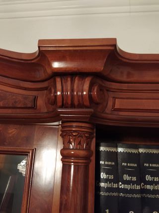 Mueble librería comedor madera y cristal