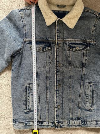 Chaqueta vaquera con forro sherpa