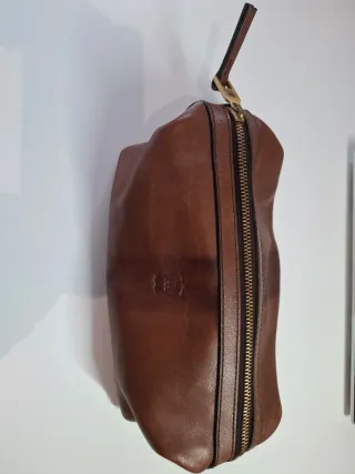 Neceser piel Massimo Dutti