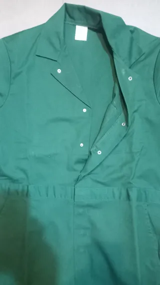 Mono de trabajo verde talla M