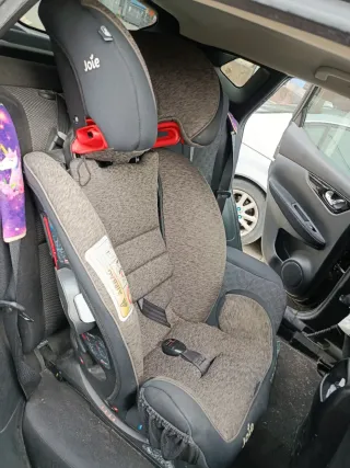 Silla de coche infantil Joie