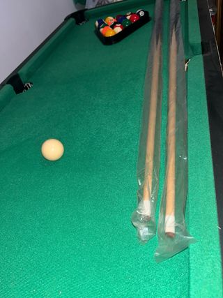 Futbolín con varios juegos incluidos