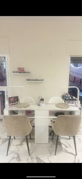 Mesa Doble para Manicura