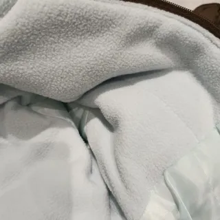 Mono nieve marrón con manoplas para 2 años +/-