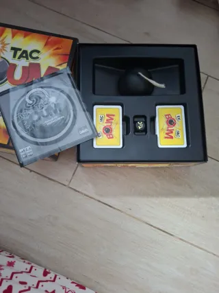 Juego de mesa Tic Tac Boum, contiene todo