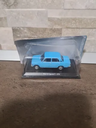Modellino Fiat 124 Special T 1970