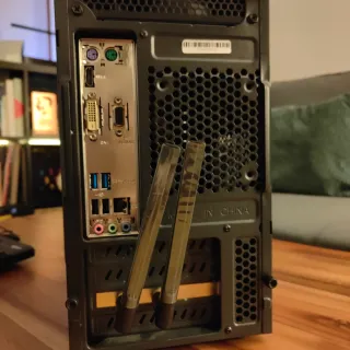 PC de sobremesa ASUS negro