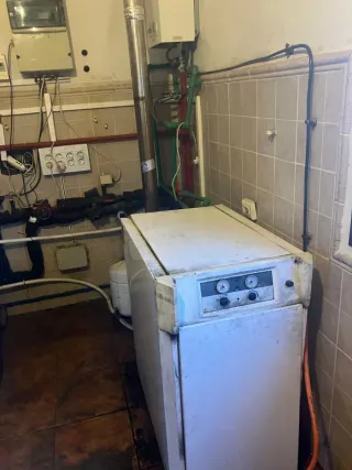 Caldaia gasolio Schütz-Werke con serbatoio gasolio