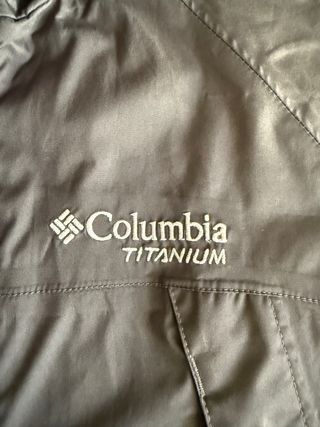 Chaqueta impermeable Columbia SIN ESTRENAR